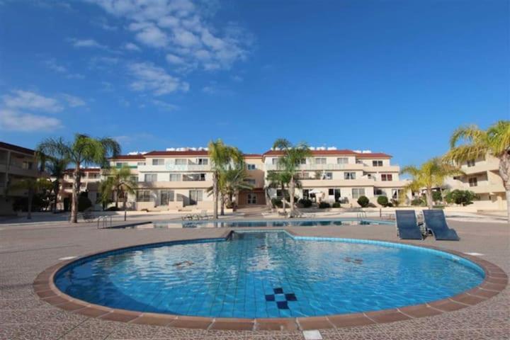 Nissi 3 Pool Access Garden Apartment アヤナパ エクステリア 写真